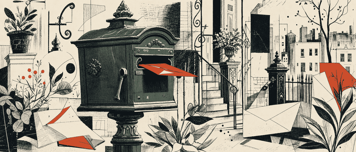 Une boîte aux lettres en fonte verte avec sa fente béante, un courrier vermillon dépasse à moitié, en équilibre.